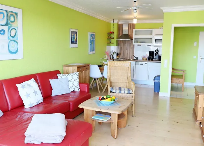 Geräumiges 2-Zimmer-Appartement in der 3. Etage des Hauses.