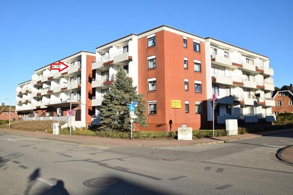 Geräumiges 2-zimmer-appartement In Der 3. Etage Des Hauses. *